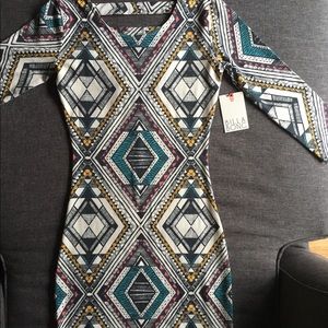 NWT Billabong Aztec Dress